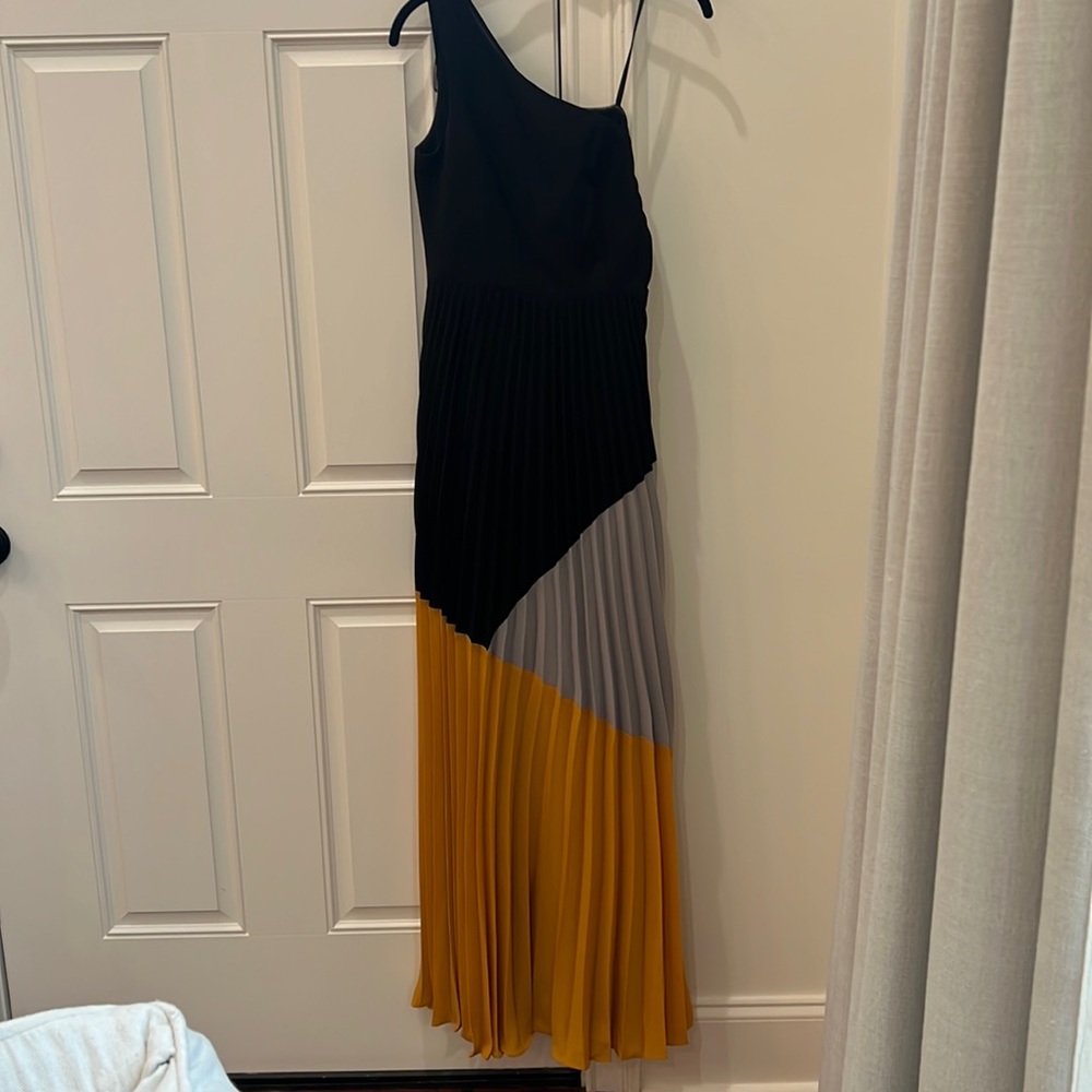 Aiden Mattox gown new with tags